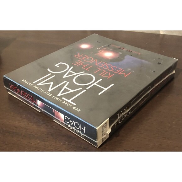 Kill The Messenger Tami Hoag Audiobook CD Discs Abridged Read by Erik Davies - Picture 4 of 4